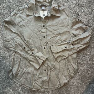 H&M Beige Button-Up Shirt